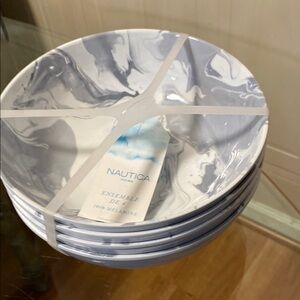 Nautica Blue and White Cookware Set of 4 melamine Salad Soup Bowl 7 1/4